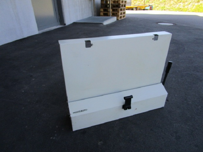 PLATTENBIEGEGERÄT G2.090.9051/01 FÜR SM52 - آلات الطباعة: صور 1 PLATTENBIEGEGERÄT G2.090.9051/01 FÜR SM52 - آلات الطباعة: صور 1