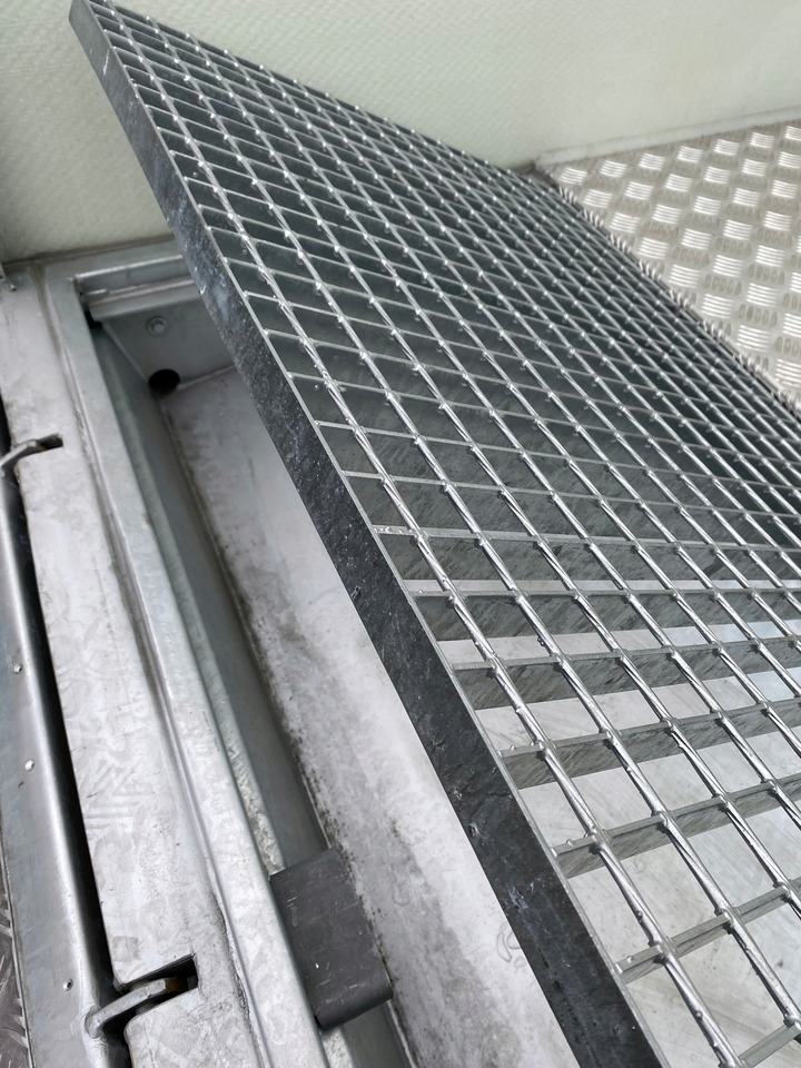 جديد شاحنة نقل المواشي مقطورة PRZYCZEPA DO PRZEWOZU ŚWIŃ / BYDŁA, DMC 2700 / TRAILER FOR TRANSPORTING PIGS / CATTLE, DMC 2700: صور 9