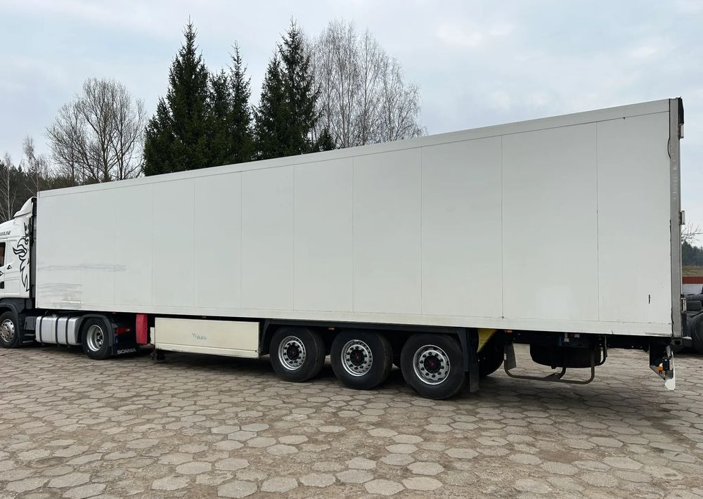 Krone CARRIER VECTOR 1550 / GRUBA ŚCIANA 7 CM / NOWE OPONY / 2017 ROK !! - مبردة نصف مقطورة: صور 5 Krone CARRIER VECTOR 1550 / GRUBA ŚCIANA 7 CM / NOWE OPONY / 2017 ROK !! - مبردة نصف مقطورة: صور 5