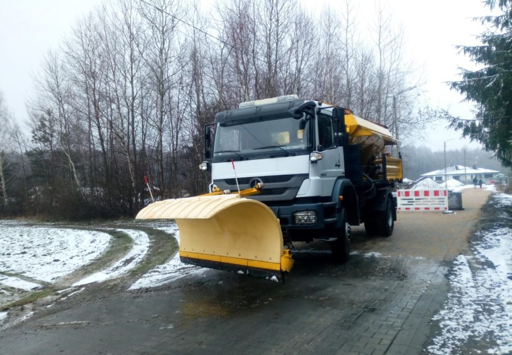 Mercedes-Benz Axor 1824 - جرافة ثلج: صور 1 Mercedes-Benz Axor 1824 - جرافة ثلج: صور 1