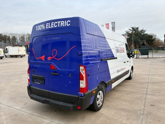 Renault Master - الشاحنات الصغيرة, فان كهربائية: صور 3 Renault Master - الشاحنات الصغيرة, فان كهربائية: صور 3