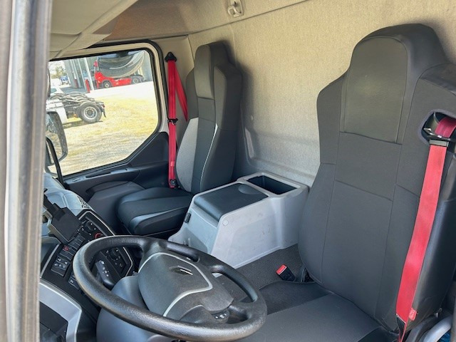 Renault Trucks D - شاحنة: صور 5 Renault Trucks D - شاحنة: صور 5