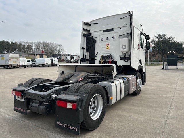 Renault Trucks T - شاحنة جرار: صور 3 Renault Trucks T - شاحنة جرار: صور 3