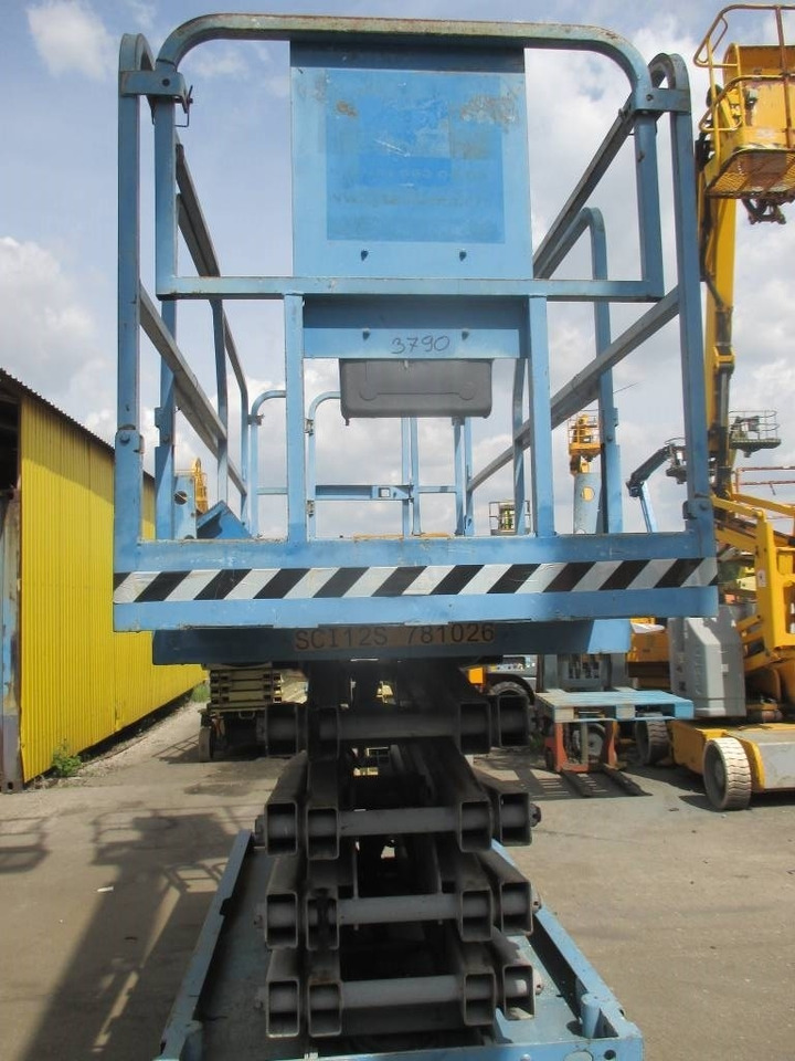 Genie GS 3246 - رافعات مقصية: صور 3 Genie GS 3246 - رافعات مقصية: صور 3