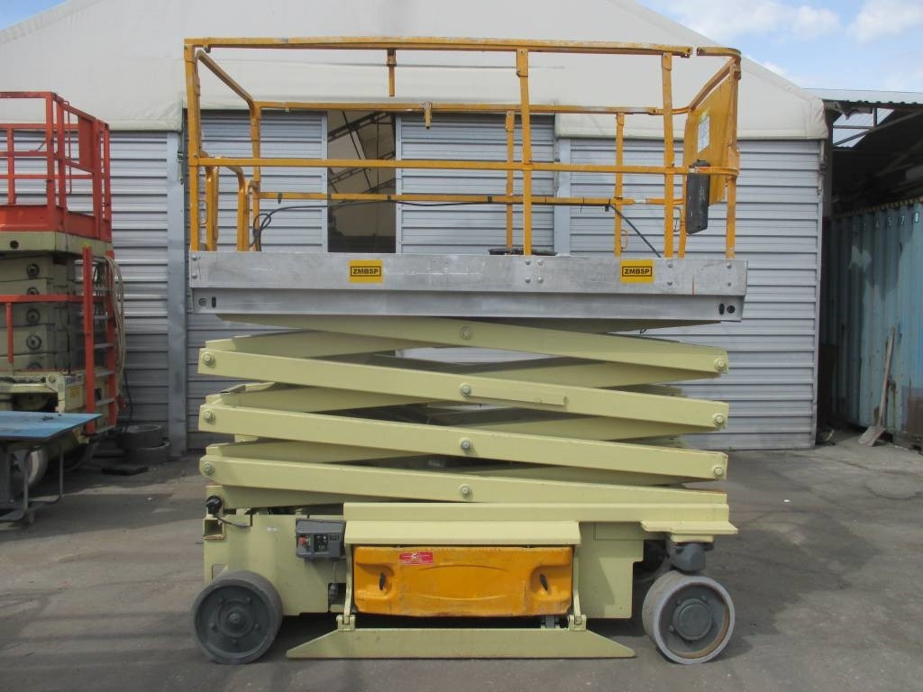 JLG 3246 ES - رافعات مقصية: صور 1 JLG 3246 ES - رافعات مقصية: صور 1