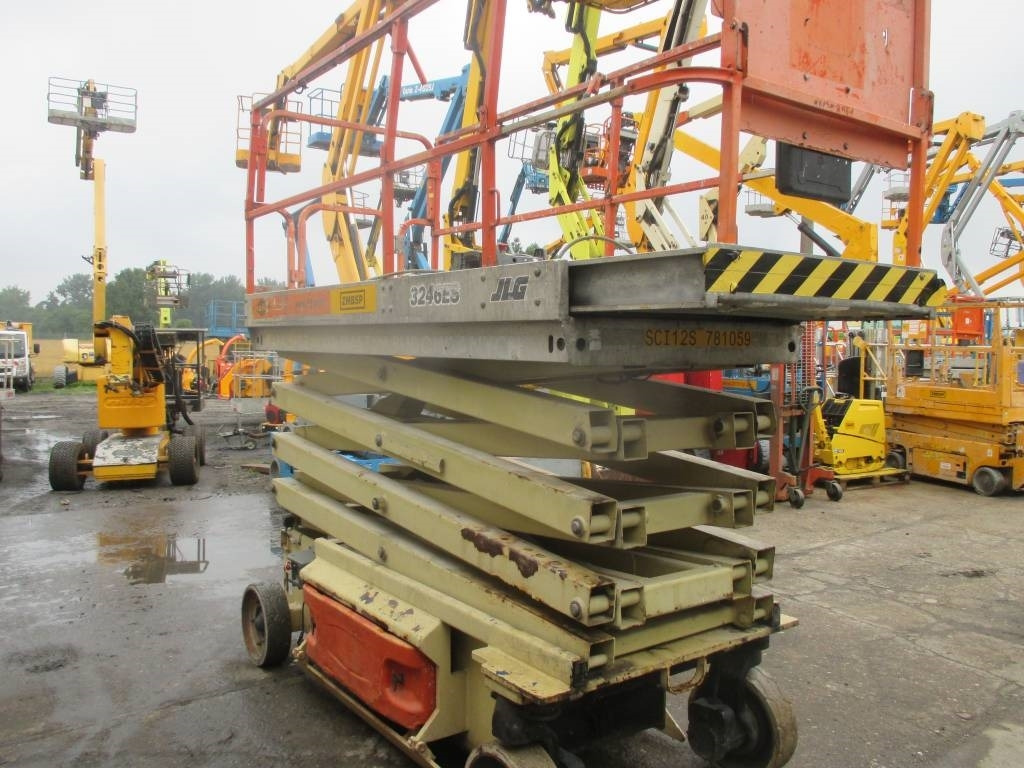 JLG 3246 ES - رافعات مقصية: صور 4 JLG 3246 ES - رافعات مقصية: صور 4