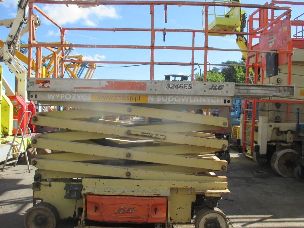 JLG 3246 ES - رافعات مقصية: صور 5 JLG 3246 ES - رافعات مقصية: صور 5