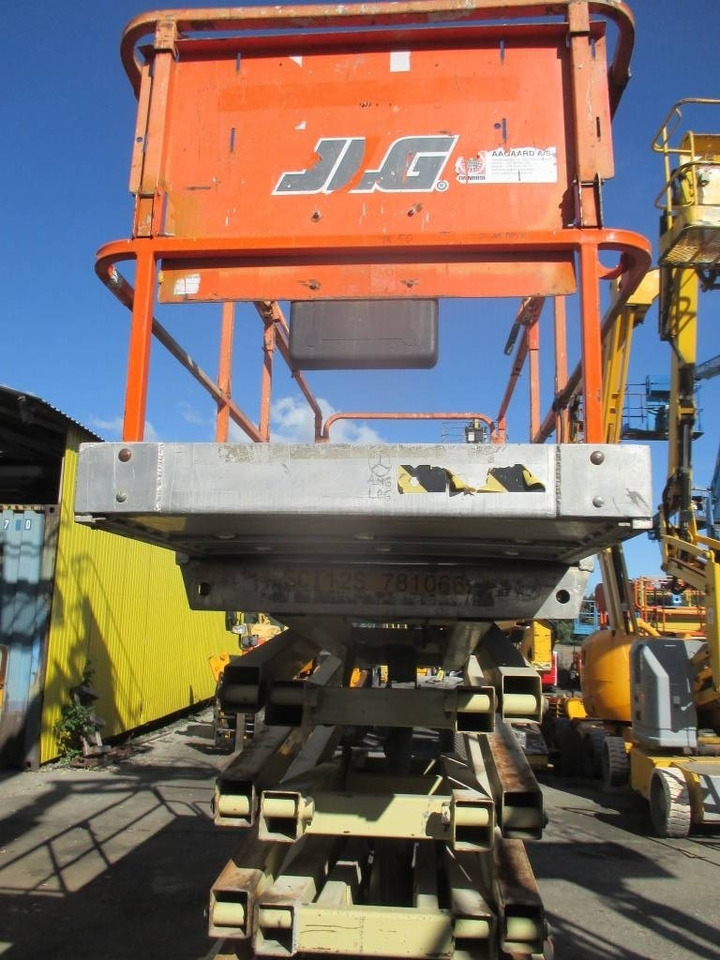 JLG 3246 ES - رافعات مقصية: صور 3 JLG 3246 ES - رافعات مقصية: صور 3