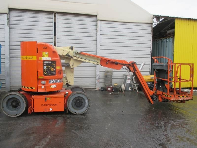 JLG E 300 AJ - رافعات سلة مفصلية: صور 1 JLG E 300 AJ - رافعات سلة مفصلية: صور 1