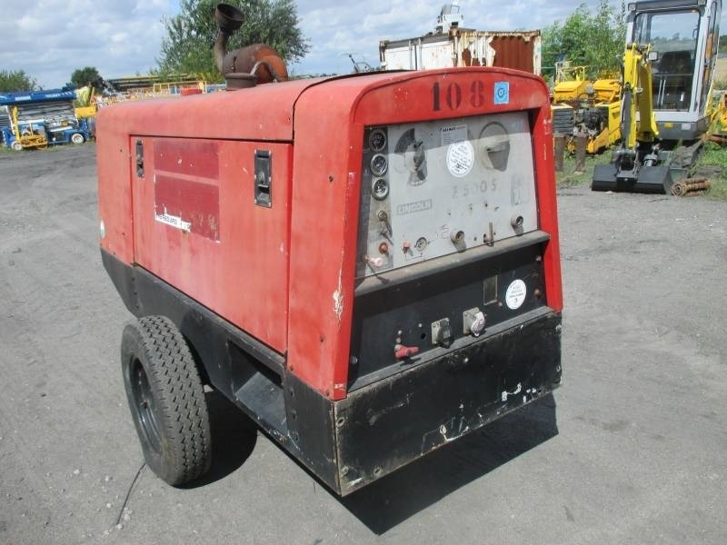 Lincoln E 500 S - ادوات لحام: صور 5 Lincoln E 500 S - ادوات لحام: صور 5