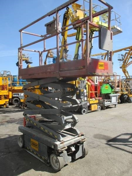 SkyJack SJ III 3219 - رافعات مقصية: صور 4 SkyJack SJ III 3219 - رافعات مقصية: صور 4