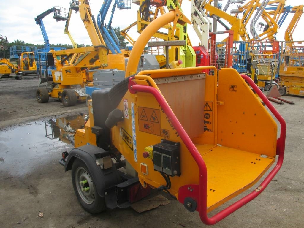 Timberwolf TW125PH - ماكينة تقطيع الأغصان: صور 4 Timberwolf TW125PH - ماكينة تقطيع الأغصان: صور 4