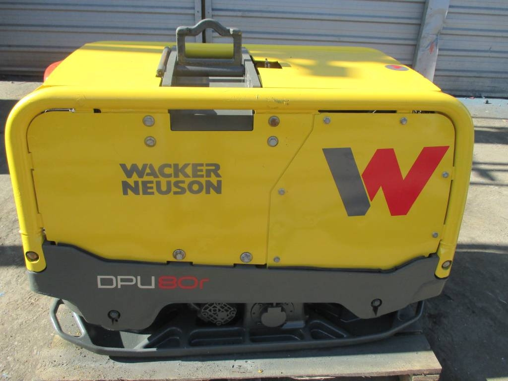 Wacker Neuson DPU 80 - صفائح اهتزازية: صور 1 Wacker Neuson DPU 80 - صفائح اهتزازية: صور 1