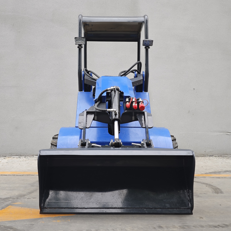 LEZUM Free Shipping Mini Skid Steer Loader Compact Track Electric/Diesel Chinese Mini Skid Steer Loader For Sale With Mini Skid Steer Attachments 4 In 1 Bucket - شيول صغير: صور 4 LEZUM Free Shipping Mini Skid Steer Loader Compact Track Electric/Diesel Chinese Mini Skid Steer Loader For Sale With Mini Skid Steer Attachments 4 In 1 Bucket - شيول صغير: صور 4