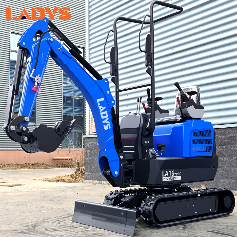 LADYS LA16Pro Mini Excavator Digger Miniexcavadora EPA Kubota Engine Mini Excavator For Sale With Mini Excavator Attachment Set - حفارة مصغرة: صور 5 LADYS LA16Pro Mini Excavator Digger Miniexcavadora EPA Kubota Engine Mini Excavator For Sale With Mini Excavator Attachment Set - حفارة مصغرة: صور 5
