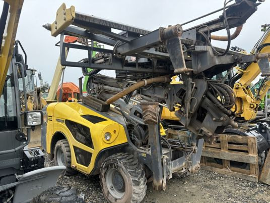 ATLAS COPCO ROCK BUGGY - آلة حفر: صور 3 ATLAS COPCO ROCK BUGGY - آلة حفر: صور 3