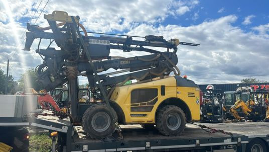 ATLAS COPCO ROCK BUGGY - آلة حفر: صور 1 ATLAS COPCO ROCK BUGGY - آلة حفر: صور 1