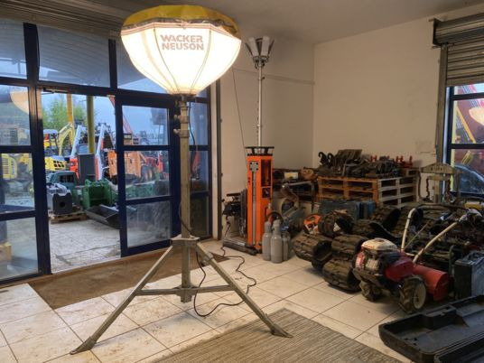 Ballon d’éclairage pour chantier WACKER NEUSON - معدات البناء: صور 2 Ballon d’éclairage pour chantier WACKER NEUSON - معدات البناء: صور 2
