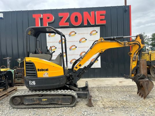 Bobcat E26 à 18 500 € HT - حفارة مصغرة: صور 1 Bobcat E26 à 18 500 € HT - حفارة مصغرة: صور 1