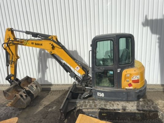 Bobcat E50 cabine - حفارة مصغرة: صور 2 Bobcat E50 cabine - حفارة مصغرة: صور 2
