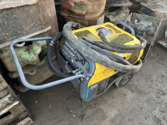 Groupe hydraulique atlas copco - معدات البناء: صور 4 Groupe hydraulique atlas copco - معدات البناء: صور 4