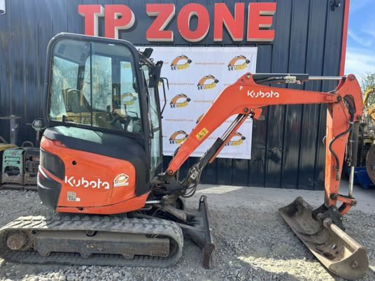 Kubota U27-4 Cabine à 23500€ HT - حفارة مصغرة: صور 3 Kubota U27-4 Cabine à 23500€ HT - حفارة مصغرة: صور 3