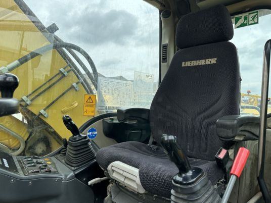 Liebherr A314 LITRONIC - حفارة على عجلات: صور 2 Liebherr A314 LITRONIC - حفارة على عجلات: صور 2