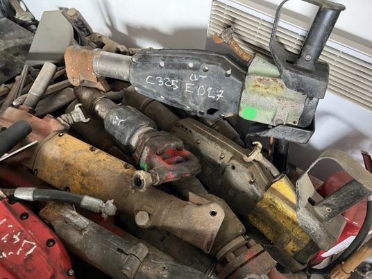 Marteau piqueur pneumatique - معدات البناء: صور 1 Marteau piqueur pneumatique - معدات البناء: صور 1