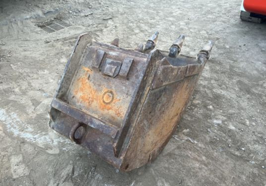 Godet de terrassement mecalac - بكت حفار: صور 4 Godet de terrassement mecalac - بكت حفار: صور 4