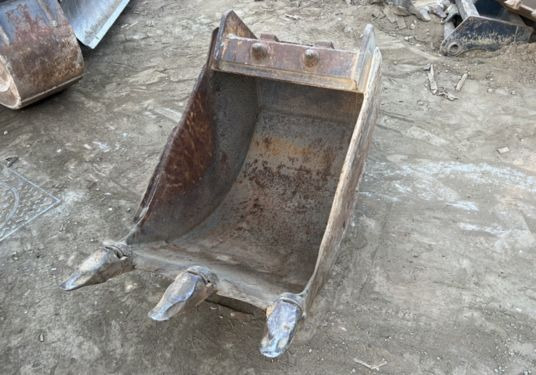 Godet de terrassement mecalac - بكت حفار: صور 2 Godet de terrassement mecalac - بكت حفار: صور 2