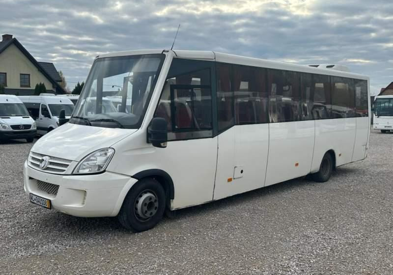 Iveco Daily Kutsenits 2011 Rossero, Prodig - حافلة صغيرة, ميكروباص: صور 2 Iveco Daily Kutsenits 2011 Rossero, Prodig - حافلة صغيرة, ميكروباص: صور 2