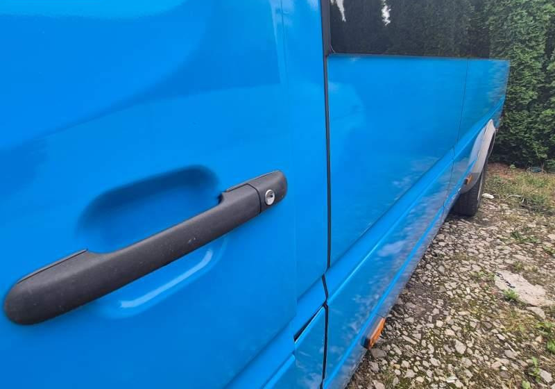 Mercedes-Benz Sprinter 413 CDI 20+6 - حافلة صغيرة, ميكروباص: صور 4 Mercedes-Benz Sprinter 413 CDI 20+6 - حافلة صغيرة, ميكروباص: صور 4