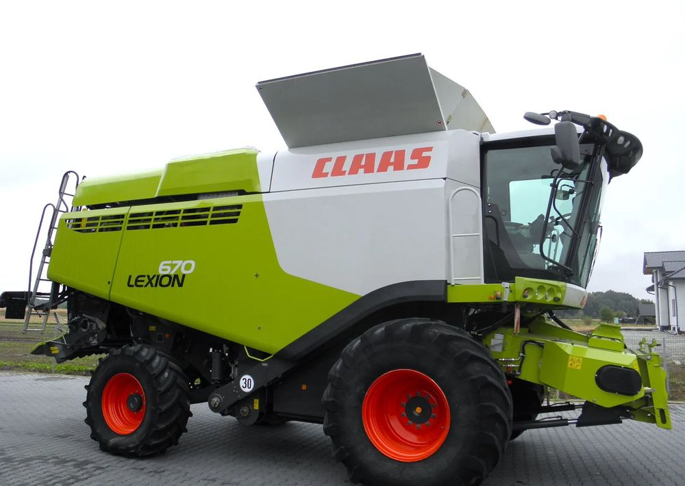 حصادة شاملة Claas Lexion 670 2019 Rok, Heder V 770, Najbogatsza Wersja, Nie Malowany, Stan Idealny: صور 6 حصادة شاملة Claas Lexion 670 2019 Rok, Heder V 770, Najbogatsza Wersja, Nie Malowany, Stan Idealny: صور 6