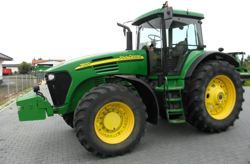 John Deere 7820 2006 Rok, POWERQUAD Skrzynia, TLS, Nie Malowany, Stan Idealny - جرار: صور 3 John Deere 7820 2006 Rok, POWERQUAD Skrzynia, TLS, Nie Malowany, Stan Idealny - جرار: صور 3