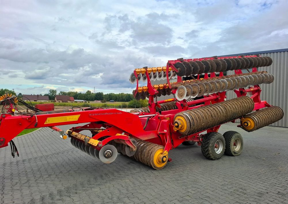 Väderstad Carrier 1225 XL 2011 rok , 12 metrów , Stan Bardzo Dobry - ال معدات حراثه: صور 1 Väderstad Carrier 1225 XL 2011 rok , 12 metrów , Stan Bardzo Dobry - ال معدات حراثه: صور 1