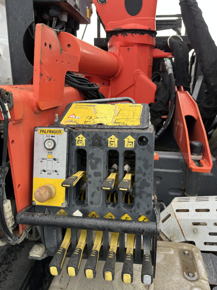 RENAULT Premium Lander 460dxi bibenne grue Palfinger pk16001 إيجار RENAULT Premium Lander 460dxi bibenne grue Palfinger pk16001: صور 7