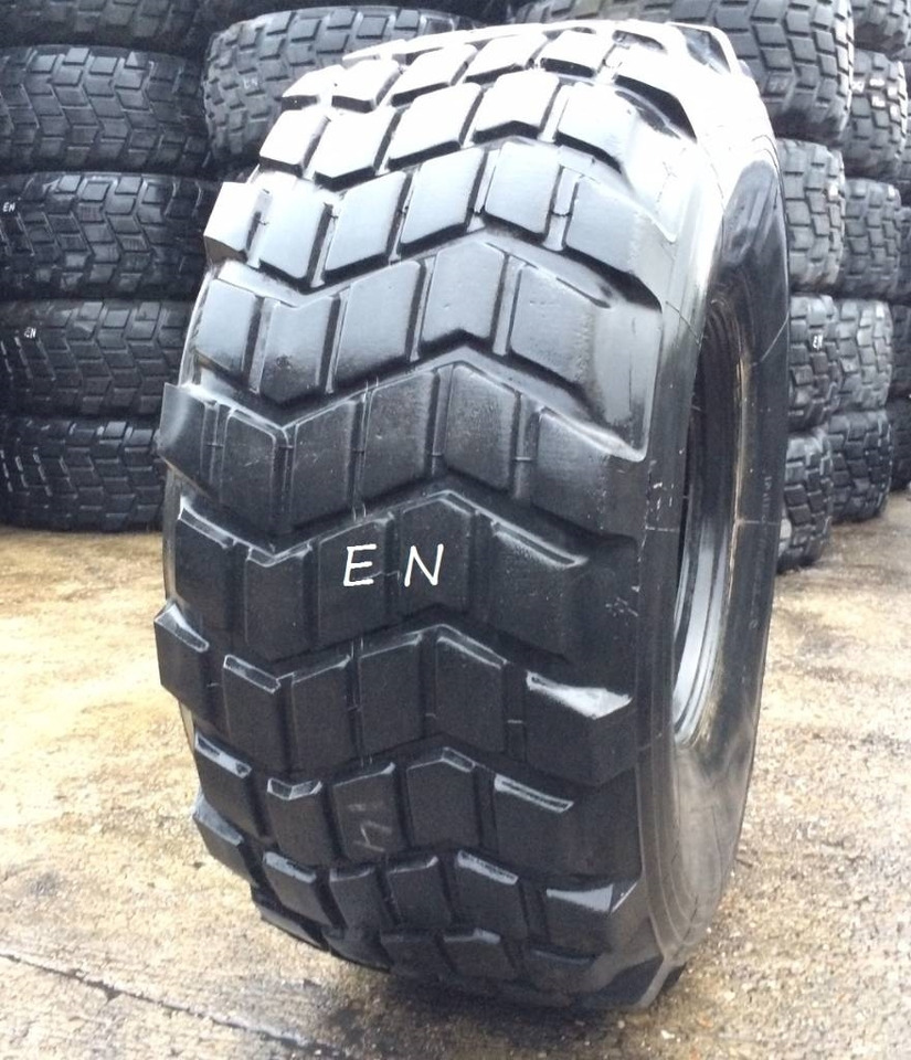 Michelin 525/65R20.5 XS - USED EN 80% - الإطارات - الآلات والماكينات الزراعية: صور 1 Michelin 525/65R20.5 XS - USED EN 80% - الإطارات - الآلات والماكينات الزراعية: صور 1