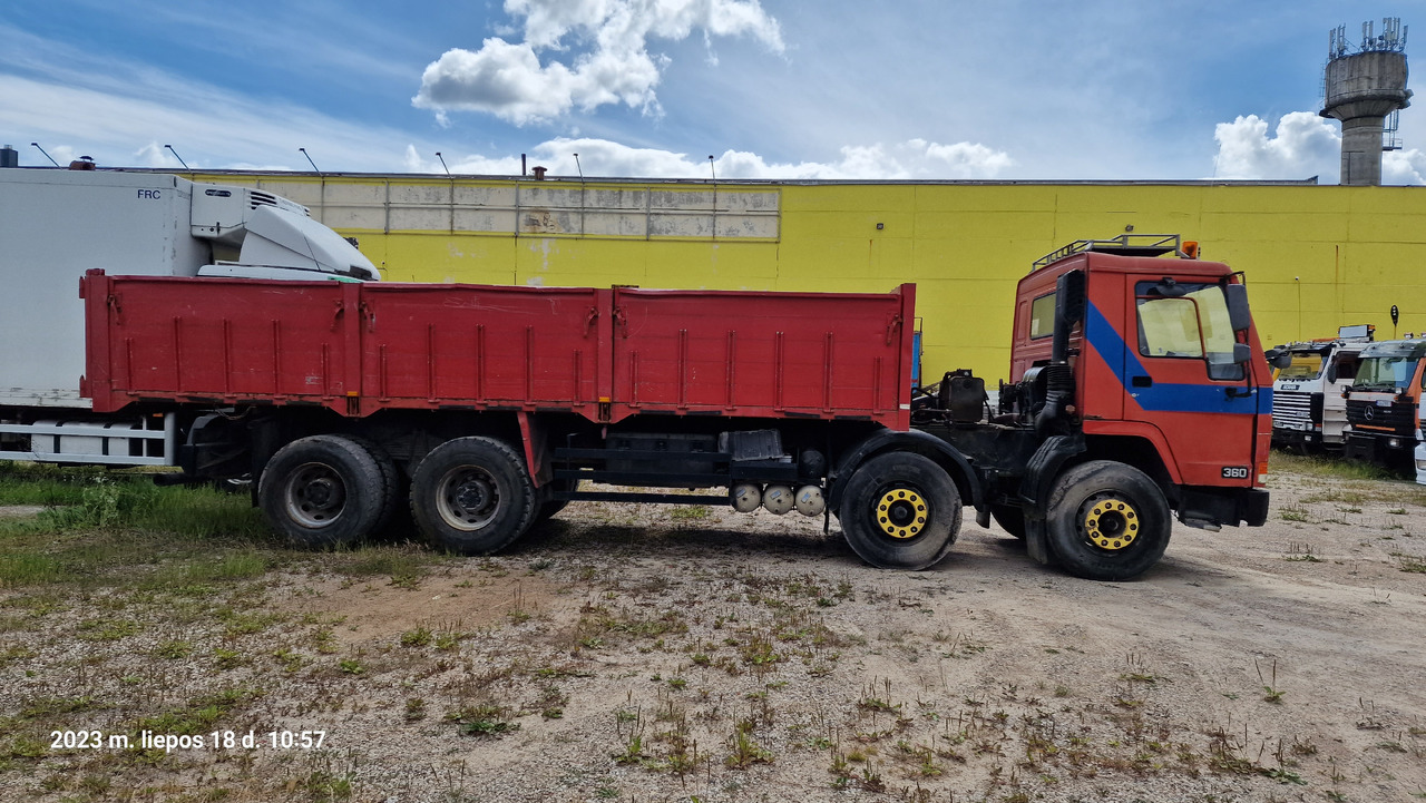 VOLVO FL 10 8x4 - قلابات: صور 4 VOLVO FL 10 8x4 - قلابات: صور 4