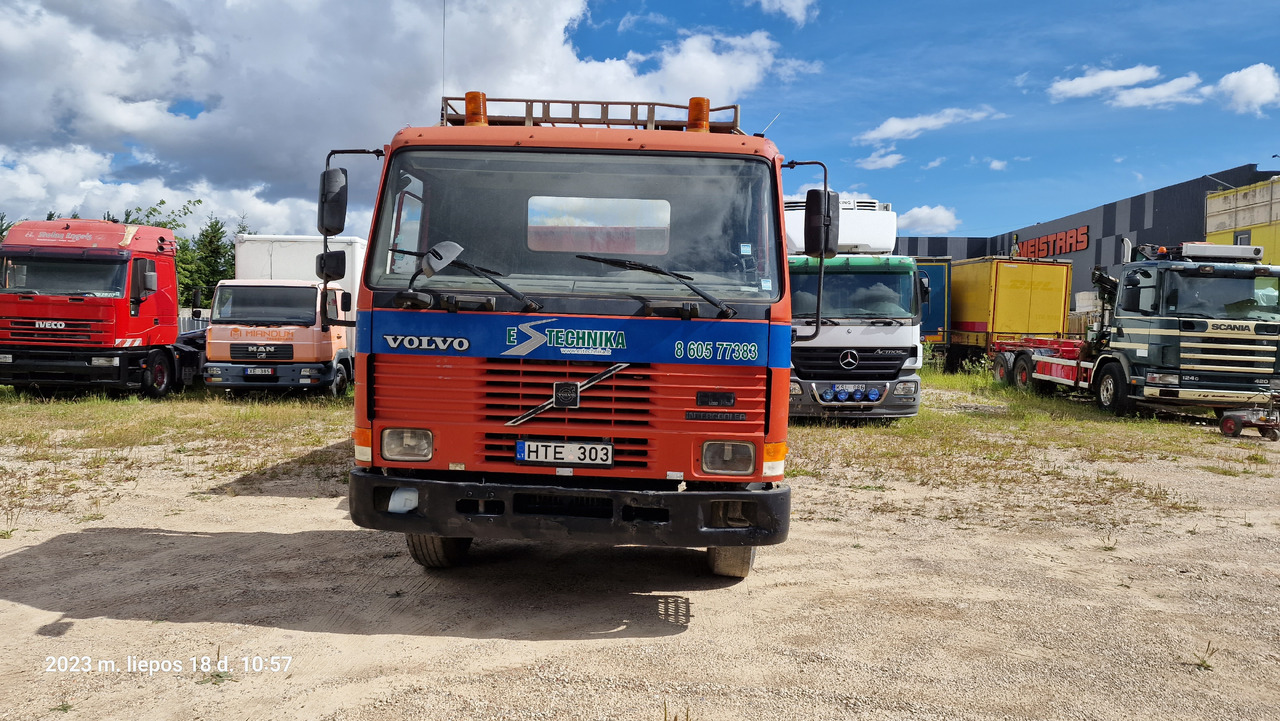VOLVO FL 10 8x4 - قلابات: صور 2 VOLVO FL 10 8x4 - قلابات: صور 2