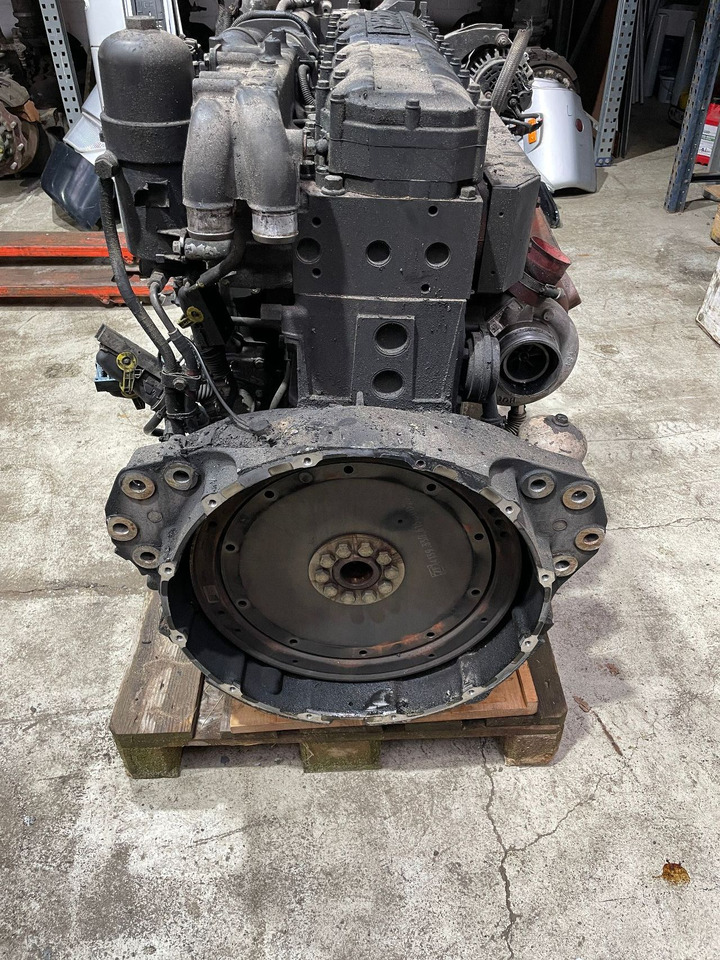 DAF Paccar Motor DAF Solaris PR 183 U2 Urbino 12 Van Hool Temsa 183U2 - المحرك - حافلة: صور 4 DAF Paccar Motor DAF Solaris PR 183 U2 Urbino 12 Van Hool Temsa 183U2 - المحرك - حافلة: صور 4