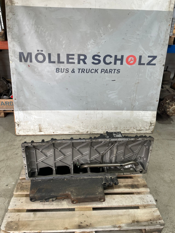 MAN Ölwanne MAN Motor D2066 D 2066HLA EEV Euro 6 LUH 52 LUH 50 - حوض الزيت - حافلة: صور 1 MAN Ölwanne MAN Motor D2066 D 2066HLA EEV Euro 6 LUH 52 LUH 50 - حوض الزيت - حافلة: صور 1