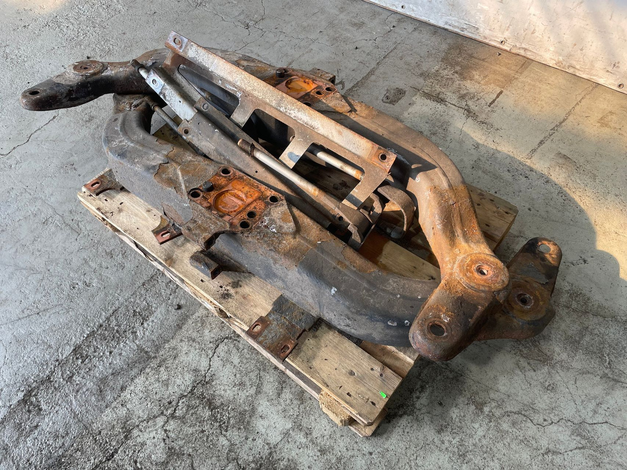 Mercedes-Benz Achsträger Hinterachse Citaro LE Setra A6283200075 A6293203675 - المحور الخلفي - حافلة: صور 5 Mercedes-Benz Achsträger Hinterachse Citaro LE Setra A6283200075 A6293203675 - المحور الخلفي - حافلة: صور 5