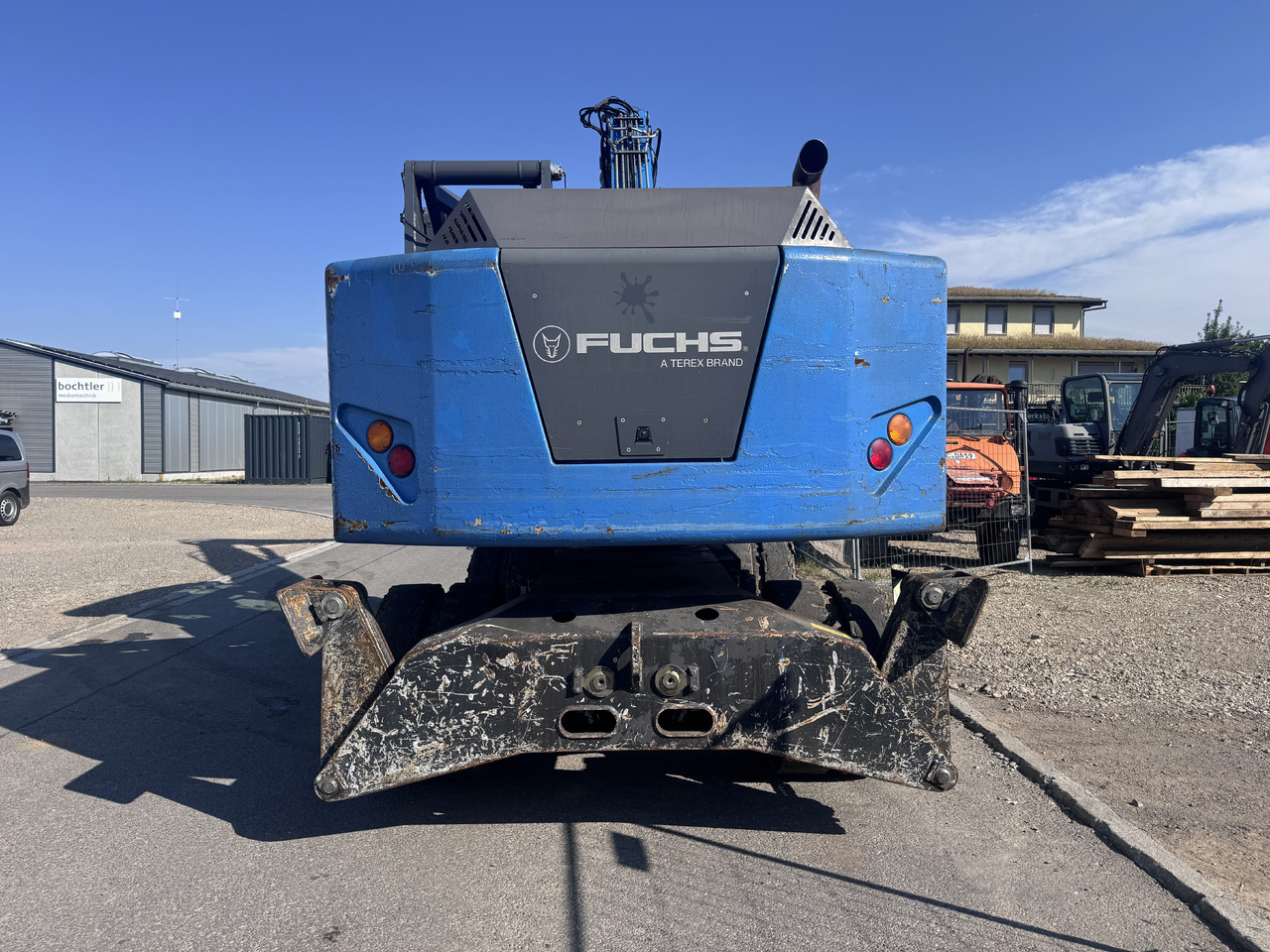FUCHS MHL 320 F - حفارة النقل والشحن: صور 4 FUCHS MHL 320 F - حفارة النقل والشحن: صور 4