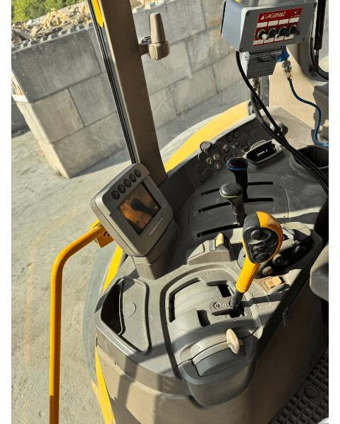 JOHN DEERE 7530 PREMIUM - جرار: صور 5 JOHN DEERE 7530 PREMIUM - جرار: صور 5