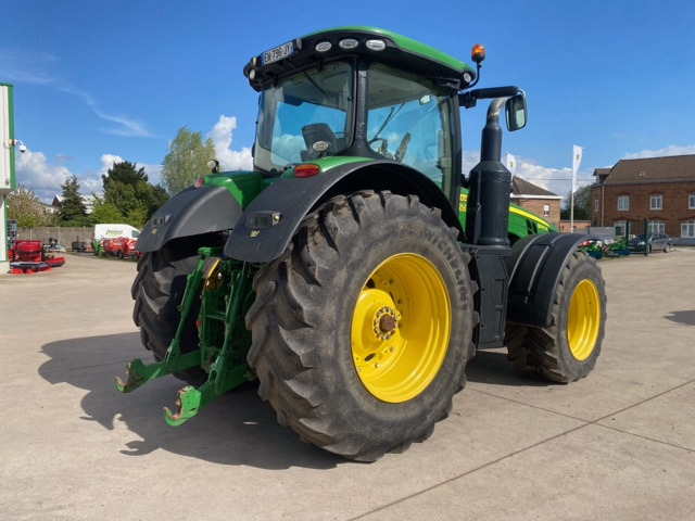 JOHN DEERE 8370R - جرار: صور 4 JOHN DEERE 8370R - جرار: صور 4