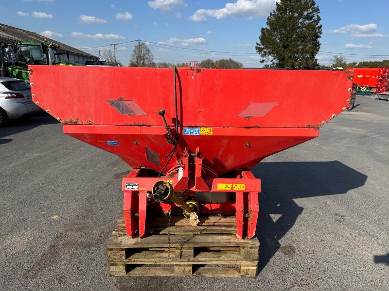 KUHN MDS732 - آلة رش الأسمدة: صور 2 KUHN MDS732 - آلة رش الأسمدة: صور 2