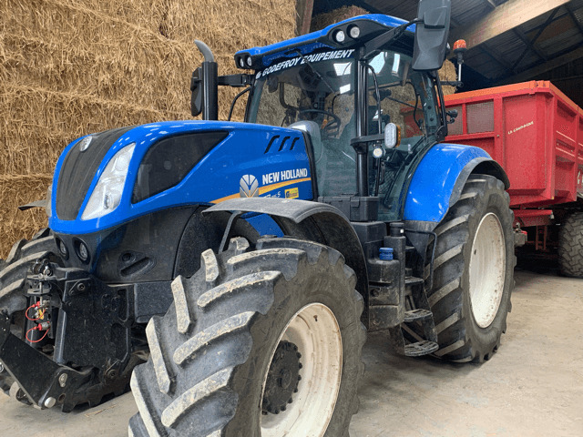 NEW-HOLLAND T7.215S - جرار: صور 1 NEW-HOLLAND T7.215S - جرار: صور 1