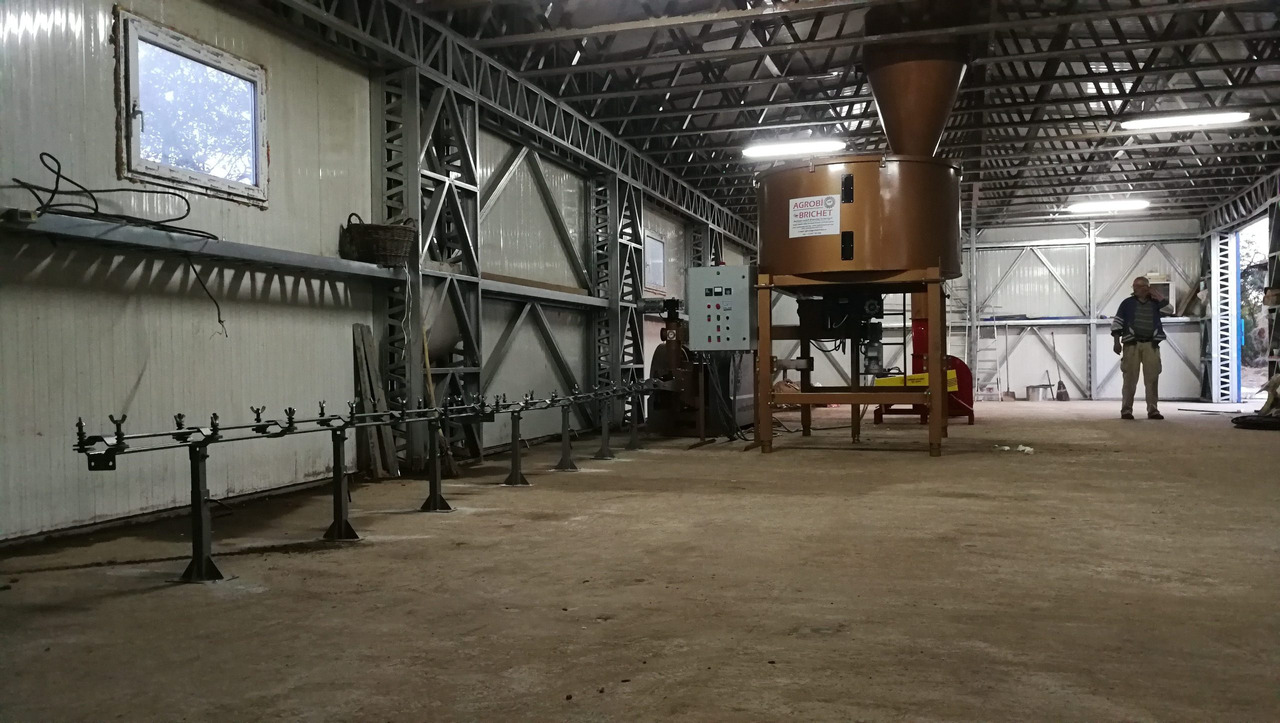 Briquetting Technology BT 060-400 BRIQUETTES PRODUCT LINE - معدات صناعية: صور 3 Briquetting Technology BT 060-400 BRIQUETTES PRODUCT LINE - معدات صناعية: صور 3