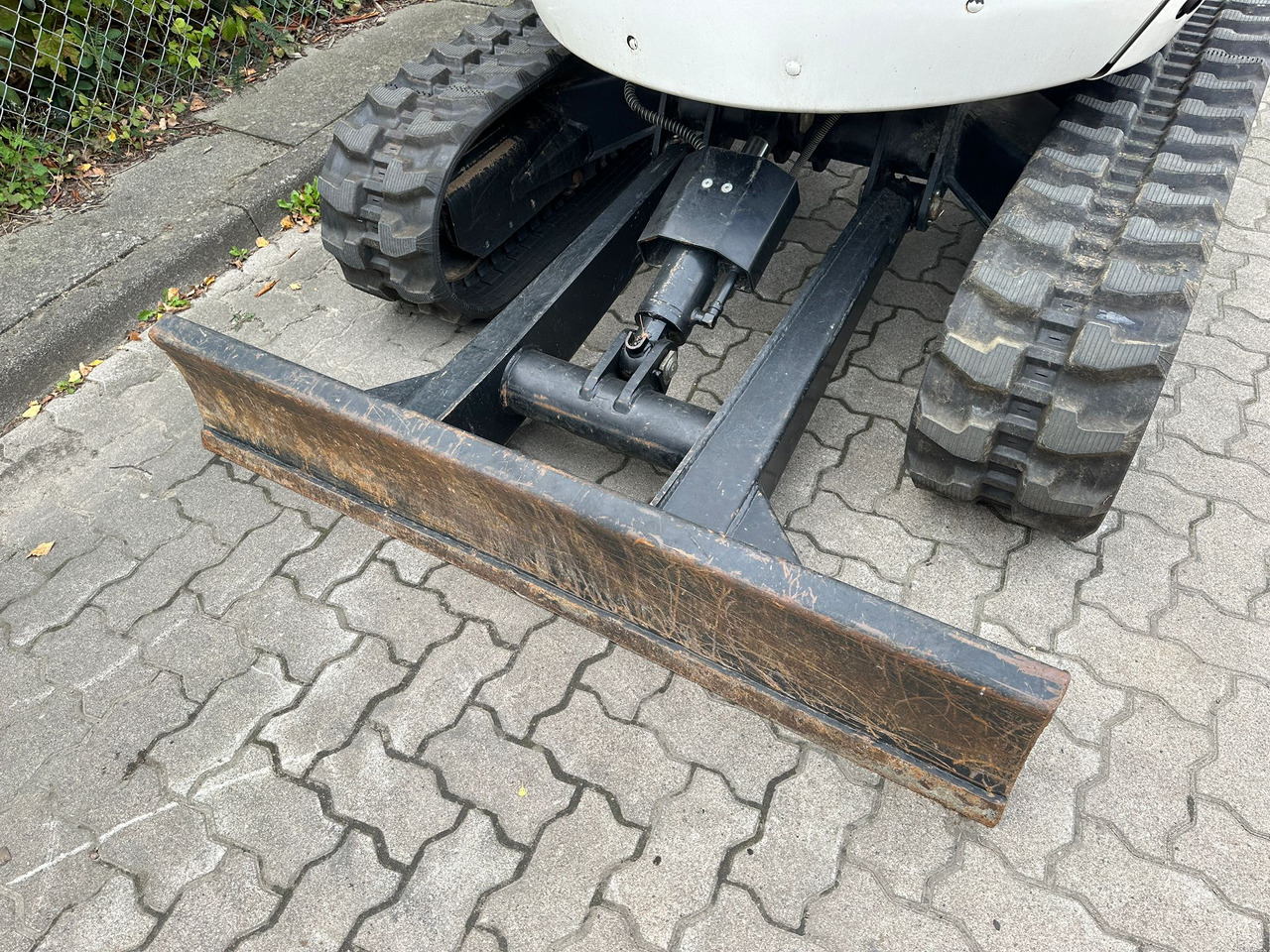 CAT 302.7 DCR Mini excavator, 2 Buckets, TOP !!! إيجار CAT 302.7 DCR Mini excavator, 2 Buckets, TOP !!!: صور 8 CAT 302.7 DCR Mini excavator, 2 Buckets, TOP !!! إيجار CAT 302.7 DCR Mini excavator, 2 Buckets, TOP !!!: صور 8