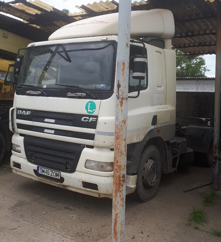 DAF CF 85.43 Tractor Head - شاحنة جرار: صور 5 DAF CF 85.43 Tractor Head - شاحنة جرار: صور 5